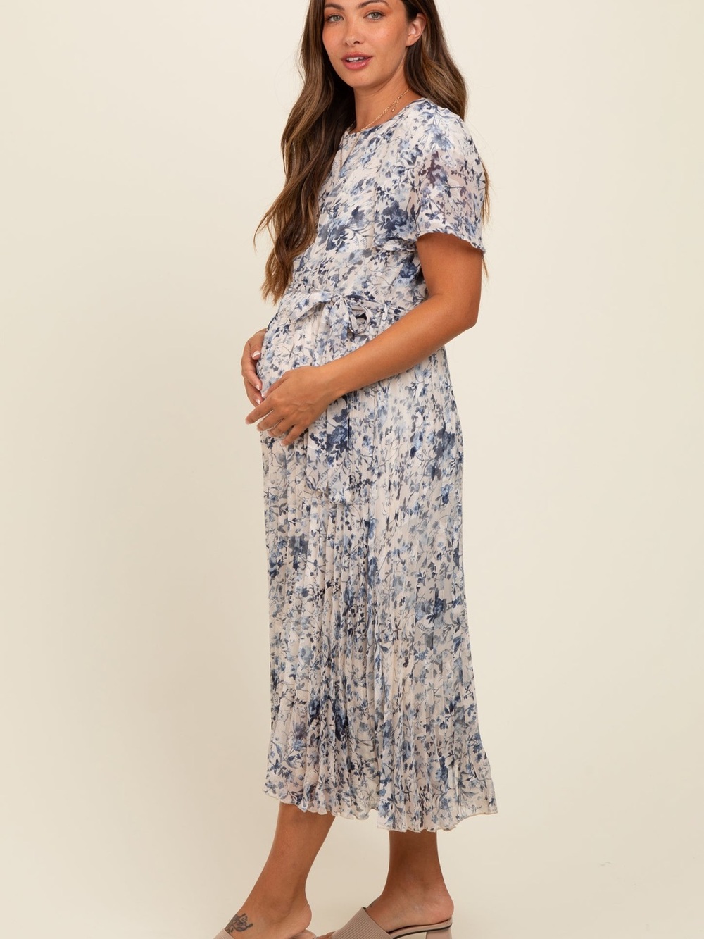 Cream Floral Pleated Maternity Midi Dress - Picture 2 of 3